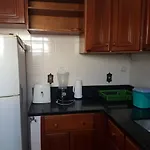 Apartamento perto de praia Dos Anjos 2