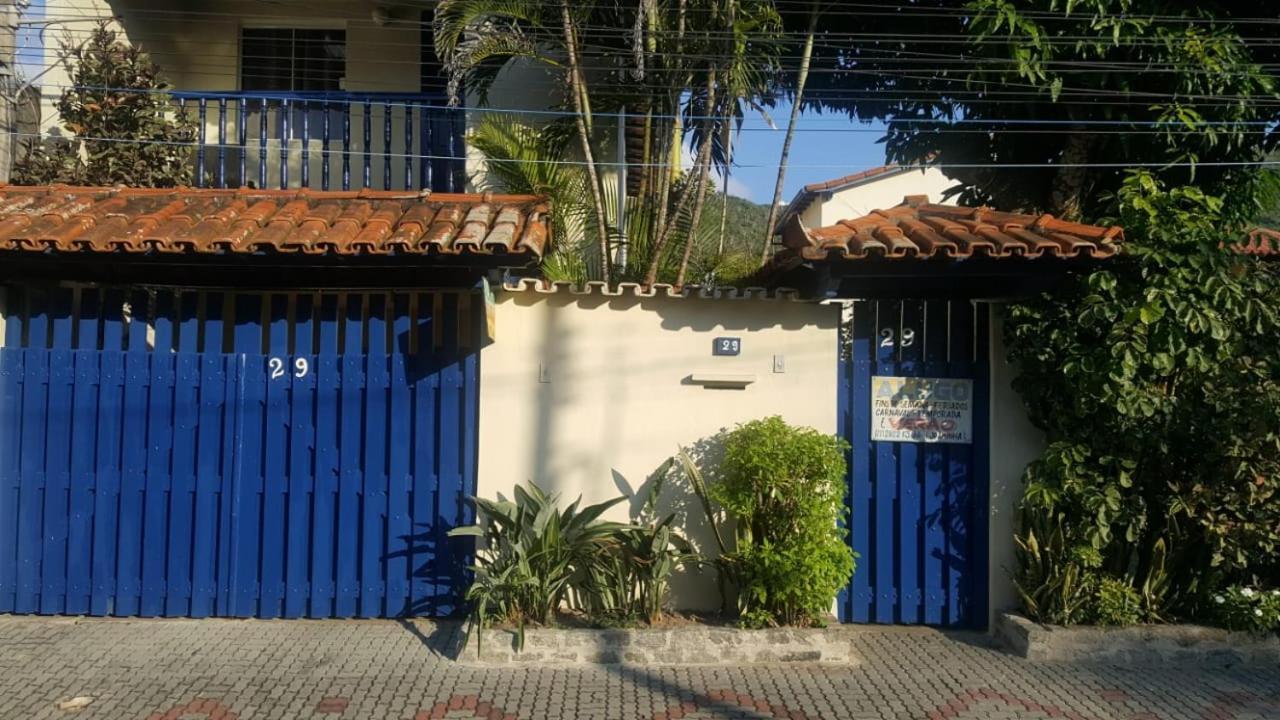 Perto De Dos Anjos 2 *