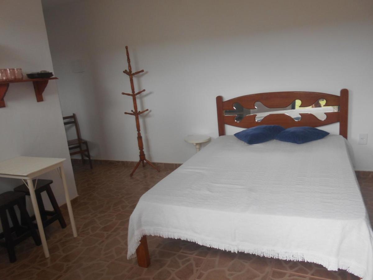 Perto De Dos Anjos 2 Сasa de vacaciones *